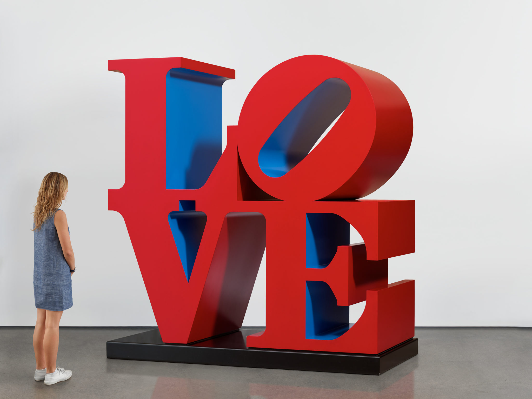 Scale view of Robert Indiana's LOVE, 1966/99