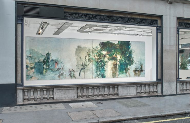 Exterior Installation view of Tu Hongtao "Twisting and Turning" exhibition at Lévy Gorvy London