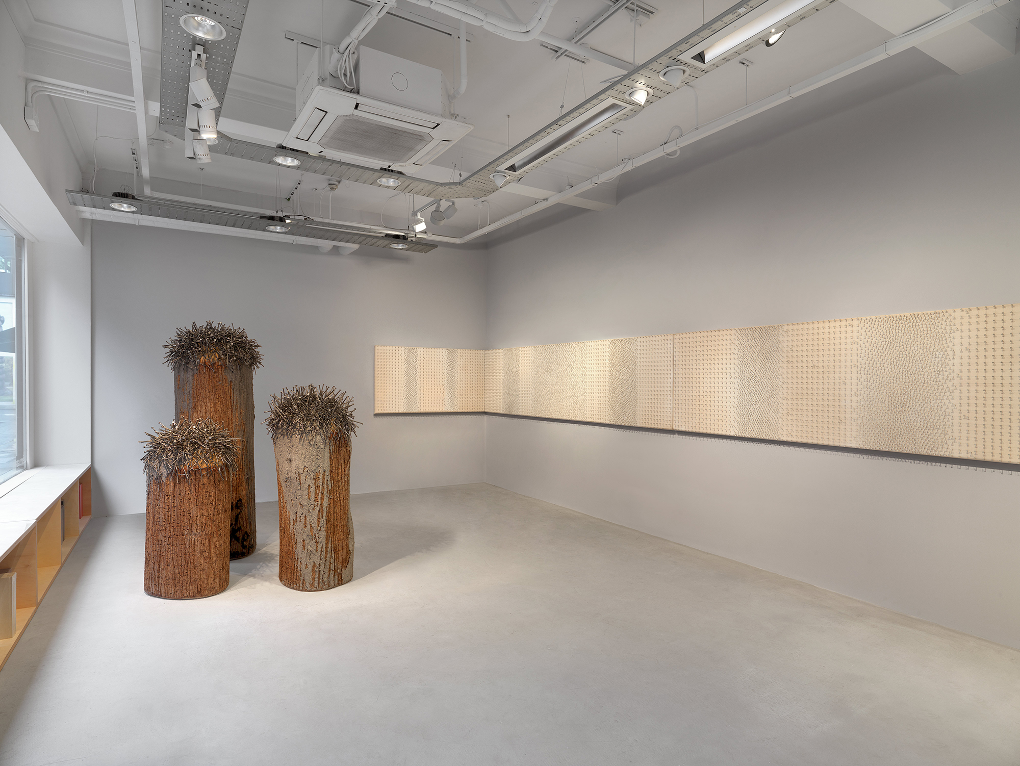 Installation view of Günther Uecker' exhibition at 40 Albemarle Street, Lévy Gorvy London