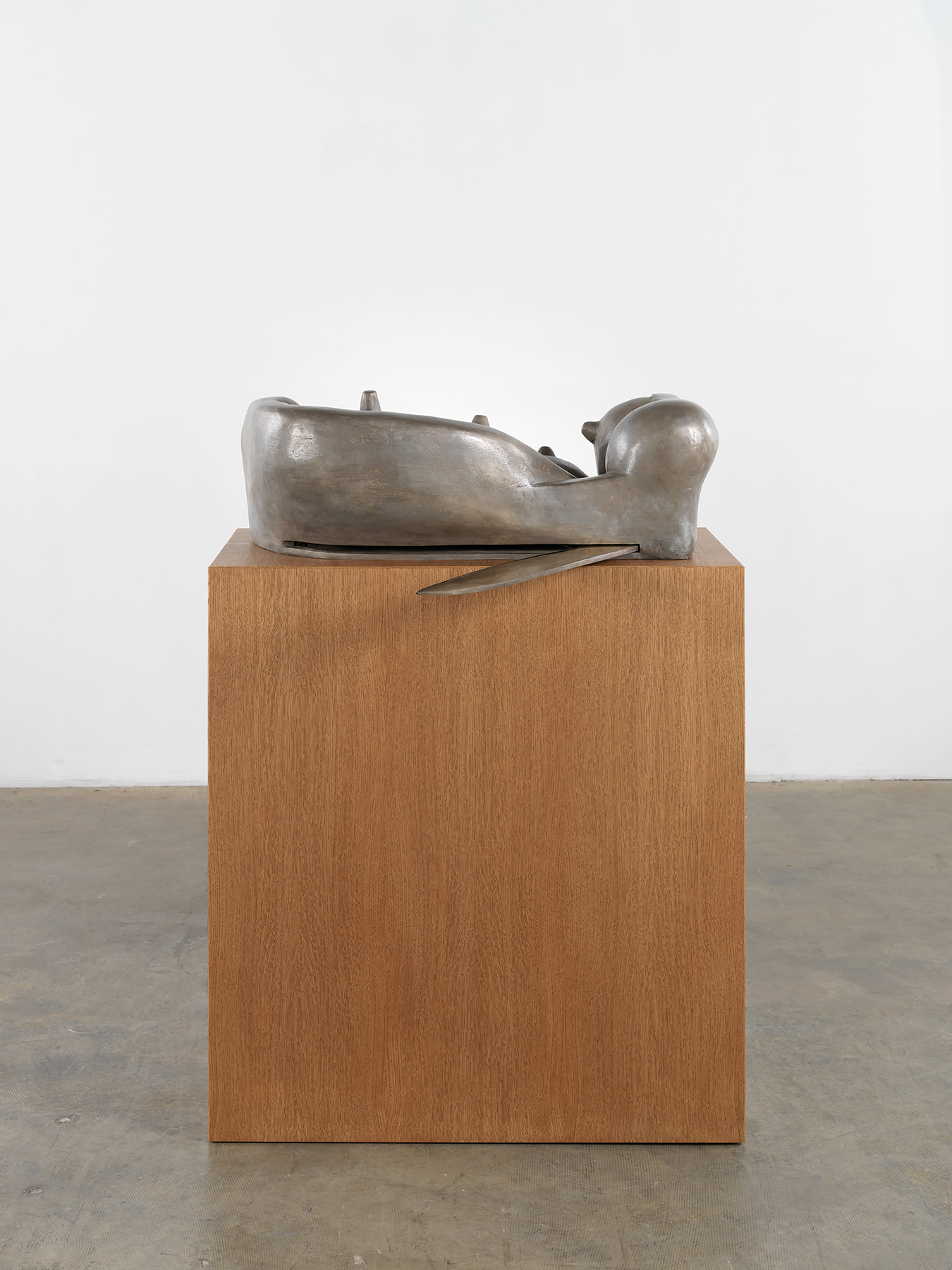 Installation view of Louise Bourgeois's bronze sculpture Breasts and Blade